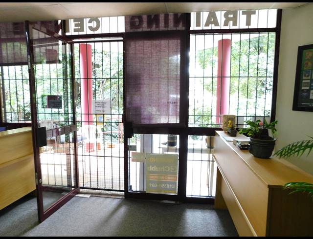 400M² OFFICE FOR SALE IN FERNDALE
